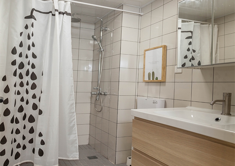 衛生間.jpg 衛生間.jpg